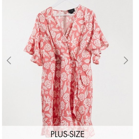 AX Paris Plus ruffle wrap dress in tropical - Picture 1 of 6